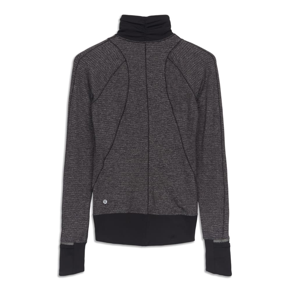 Lululemon 1/2 zip - Picture 2 of 2